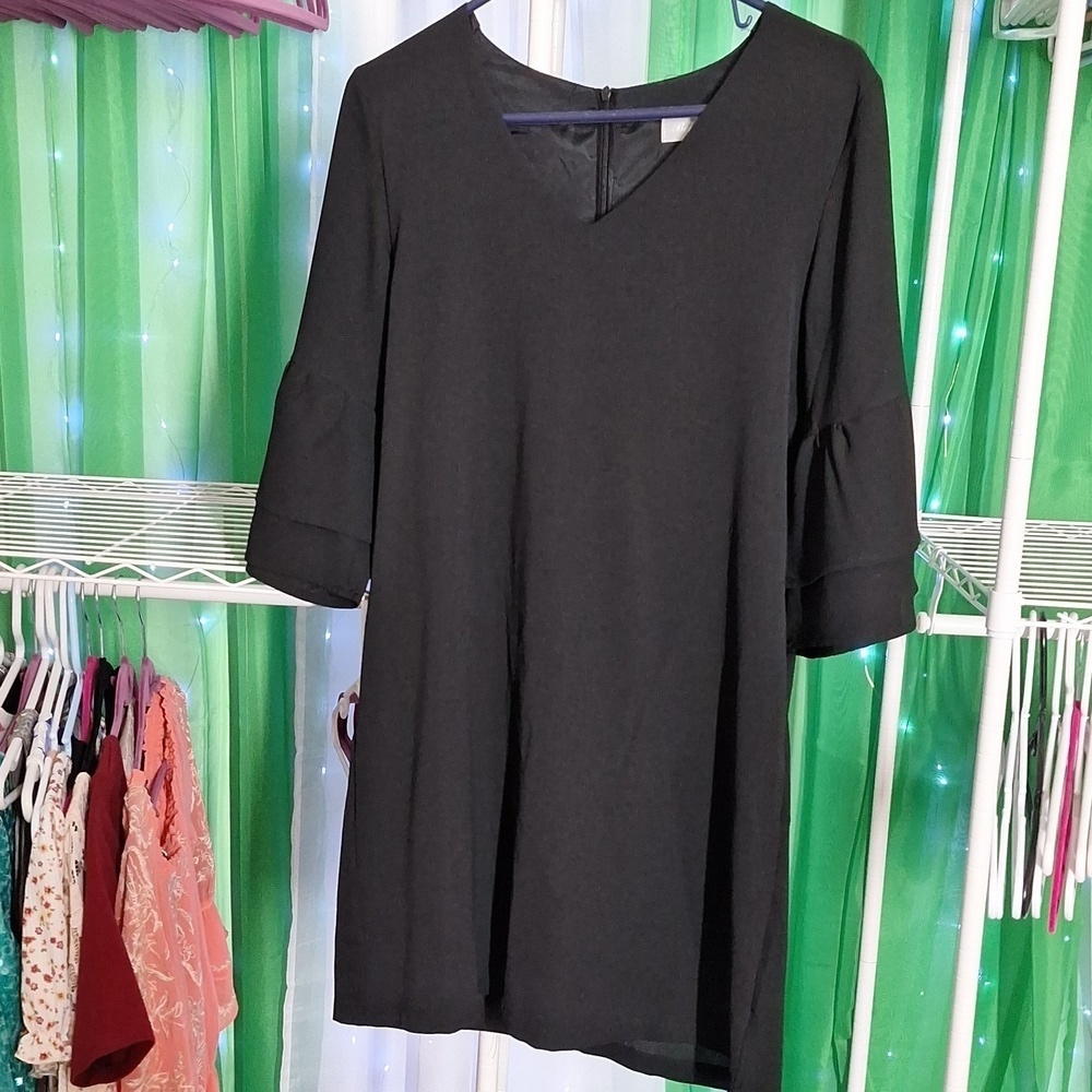 Belongsci BLACK KNEE LENGTH DRESS SMALL